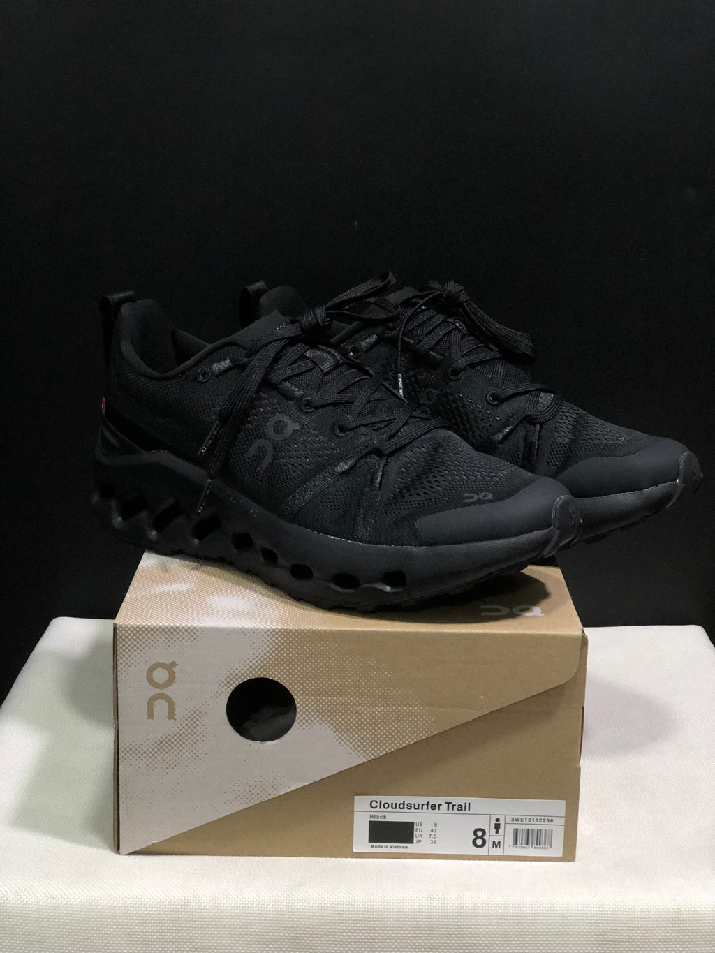 On cloudsurfer Trail