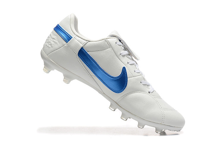 Nike Premier III